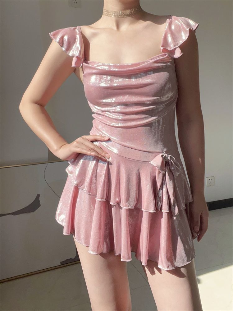 Flattering Shiny Pink Swimwear - đánh giá và giá Swimwear